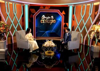 Ở tuổi U80, danh ca Thái Châu gây choáng váng vì vẫn say mê phát hành nhạc