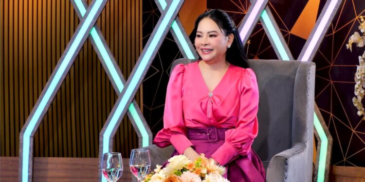 Ca sĩ Đông Đào: “Một số ca sĩ trẻ bây giờ bị học vẹt, hát không có hồn”