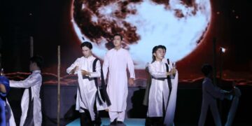 Danh ca Phương Dung ấn tượng với khả năng hát cải lương ngọt ngào của Lê Minh Thuấn