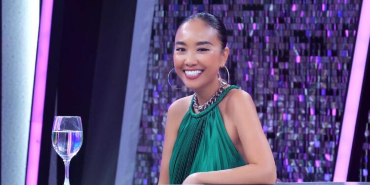 “Chị em gỡ rối”: Khi phụ nữ đủ dũng cảm mở lòng đón nhận yêu thương