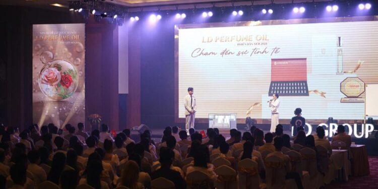LD Perfume Oil Luxury ra mắt tại The Symphony of Unique Scent – khởi đầu chuyển đổi số của LD Group