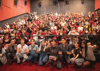 Không phải diễn viên, đạo diễn Vũ Thành Vinh mới là người được “truy tìm” nhiều nhất cinetour Chị Ngã Em Nâng