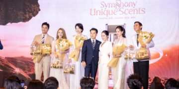 Hứa Vĩ Văn gây “bão” trên thảm đỏ, tự hào chia sẻ về hương thơm và tinh thần thương hiệu Việt