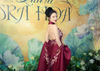 Lý Nhã Kỳ dự ra mắt phim Chị ngã em nâng vừa đến ủng hộ NTK Linh San