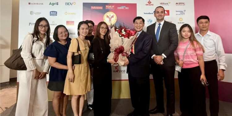 Doanh nhân Johnathan Hạnh Nguyễn: Doanh nhân không chỉ tạo ra giá trị kinh tế, mà còn phải gắn sự phát triển của doanh nghiệp với sự phát triển của đất nước và cộng đồng