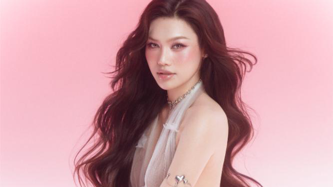 Á hậu Cẩm Ly đẹp ngọt ngào trong bộ ảnh mừng tuổi 22, đánh dấu hành trình trưởng thành của một gen Z bản lĩnh