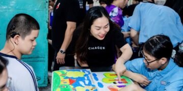 “Ươm mầm nụ cười” mang yêu thương đến Trường chuyên biệt Khiếm Thính Hy Vọng – TP. Hồ Chí Minh