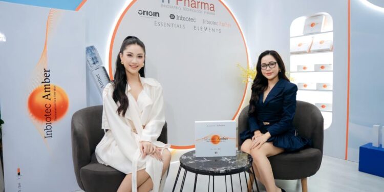 Hoa hậu Phương Linh hé lộ trang phục Carnival Costume lấy cảm hứng từ ‘Cá Chép Hóa Rồng’ Tại Miss Cosmo 2025