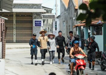 Ninh Anh Bùi bị “cô lập” phải tìm đến Hương Giang, Tuấn Ngọc với “nước đi” không ai ngờ khi chơi game