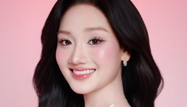 Á hậu Phương Thanh: Là học trò cố NSND Hoàng Dũng, trợ giảng sân khấu điện ảnh, lần đầu chạm ngõ điện ảnh