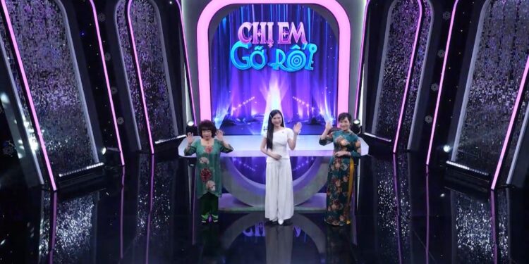 Chị Em Gỡ Rối: Diễn viên Phi Phụng từng bị chê “lên ti vi xấu quắc”