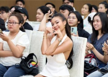 Runner-Up Miss Cosmo 2024 tuyên bố khép lại hành trình thi sắc đẹp, hướng về công việc đào tạo, giảng dạy