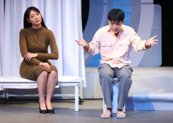 “Lạc” của Nhà Hát 5B : Phép thử nghiệt ngã của y đức giữa vòng xoáy kim tiền