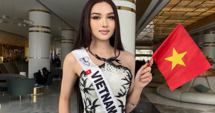 Á Hậu Thu Ngân hoàn thành vòng phỏng vấn kín tại Miss Intercontinental   