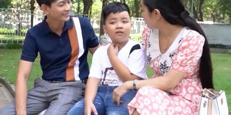 Câu Chuyện Cuộc Sống: Dạy con cách kết bạn thông minh từ sớm