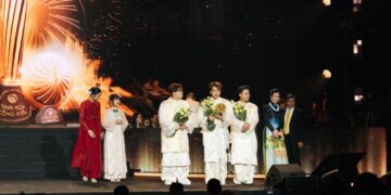 DTAP lập cú đúp “Nhà sản xuất âm nhạc của năm” và “Album của năm” tại Tinh hoa Việt mùa đầu tiên 