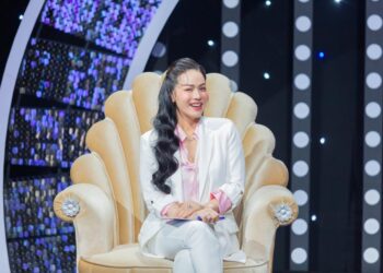 Khoảnh khắc “vịt hóa thiên nga” của ca sĩ Nhật Kim Anh tại Liên hoan phim Quốc tế Việt Nam lần thứ nhất