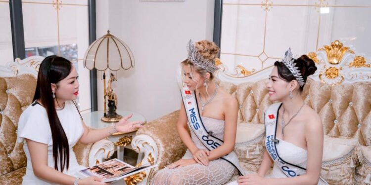    Top 2 Miss Cosmo 2025 rạng rỡ trong trang sức kim cương Ngọc Châu Âu