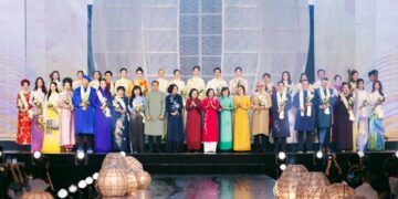 “Thăng Long Hội”, “Châu Ro Cầu Mùa” Tái Xuất Trên Sân Khấu Lễ Hội Áo Dài TP.HCM
