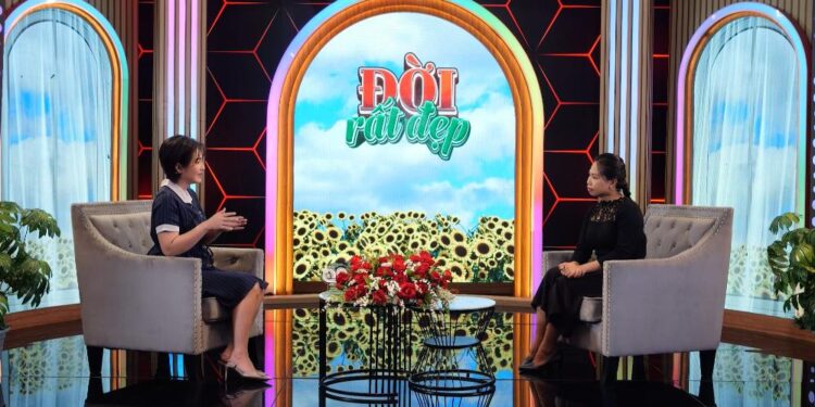 Hơn hai thập kỷ giữ lửa CLB tình nguyện quốc tế IVC của chị Võ Thị Trường Giang