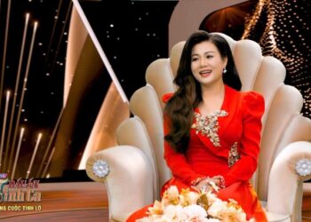 Ca sĩ Dương Hồng Loan thừa nhận may mắn giữ được tình yêu từ thời học sinh đến hiện tại