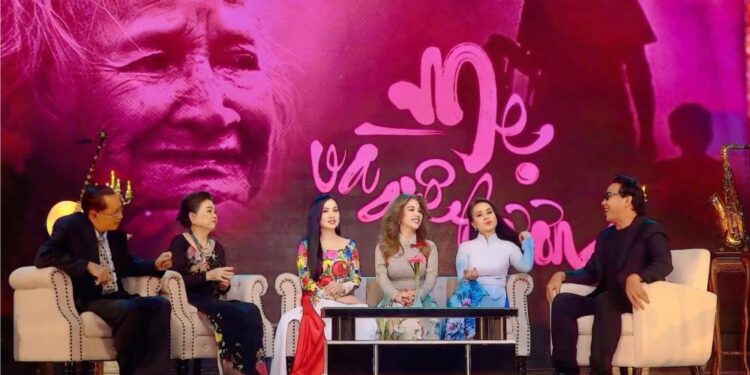 Chương trình Nghệ thuật “Mẹ Và Quê Hương” của Hà Phương đưa Văn hóa Việt vươn tầm quốc tế trên sóng Manhattan ( New York)