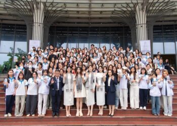 Hành trình Từ Trái Tim khơi dậy tinh thần lập thân, khởi nghiệp cho sinh viên