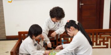 Tình huống giả định khiến các con của Tuấn Hưng bất hòa