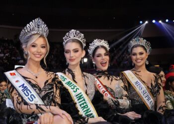 Miss Cosmo 2025 ghi dấu ấn tại buổi phỏng vấn trên Đài Truyền hình Indonesia, gặp gỡ dàn hoa hậu quốc tế