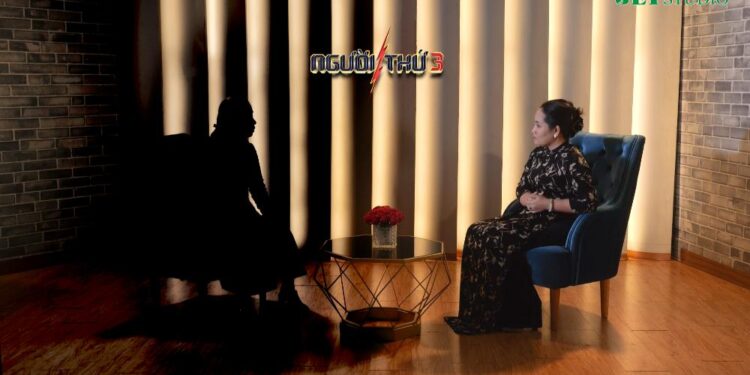 Người Thứ 3: Tiến sĩ tâm lý Tô A Nhi thẳng thắn: “Bạn có thiện tâm nhưng thiếu trí huệ”