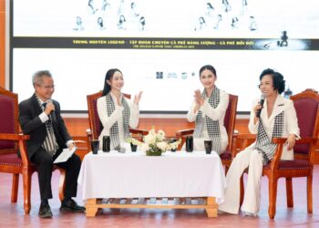 Tủ sách Nền tảng Đổi đời gieo tri thức, tiếp sức người trẻ vùng cao