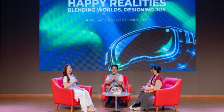 UEH ra mắt không gian học tập đắm chìm thúc đẩy mô hình giáo dục kết hợp Công nghệ -Sáng tạo trong kỷ nguyên số