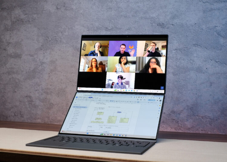 ASUS ra mắt Zenbook DUO (2026) tại Việt Nam, mẫu laptop hai màn hình cho doanh nhân và người làm nội dung