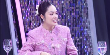 Con trai 10 tuổi của Dương Cẩm Lynh dọa bỏ nhà đi vì mẹ bắt học nhiều