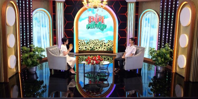 Triệu Hồng Hồ Em: Từ giường bệnh “chờ chết” đến hành trình trở thành nghệ nhân làm tre mỹ nghệ  