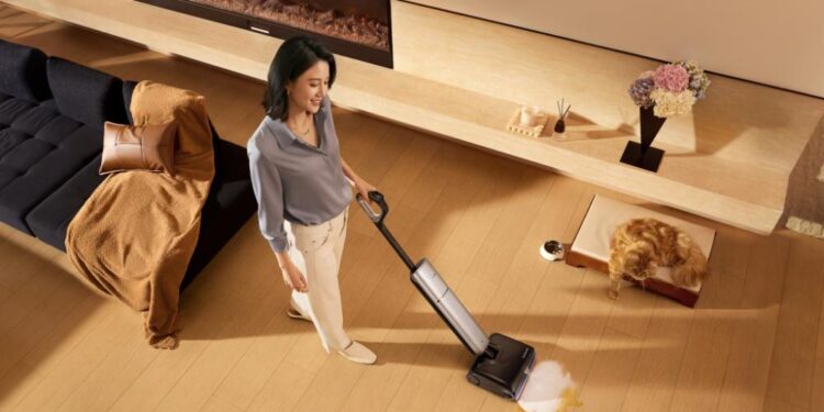 Dreame ra mắt H16 Pro TriForce – Máy hút bụi lau nhà tích hợp ba giải pháp làm sạch đầu tiên cùng loạt thiết bị vệ sinh mang tính tiên phong
