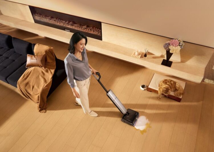 Dreame ra mắt H16 Pro TriForce – Máy hút bụi lau nhà tích hợp ba giải pháp làm sạch đầu tiên cùng loạt thiết bị vệ sinh mang tính tiên phong