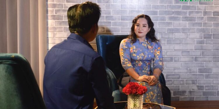 Người Thứ 3: Dì bị cháu ruột cầm dao đuổi khỏi nhà vì tranh chấp đất hương hỏa