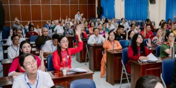 Hoa hậu Hoàng Thanh Nga vinh dự nhận nhiệm vụ mới tại Hội Chữ Thập Đỏ phường Hòa Hưng