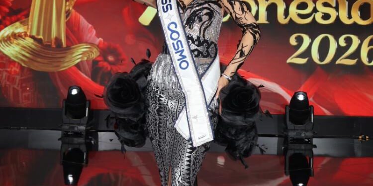 Miss Cosmo 2025 Yolina Lindquist có cơ hội kế nhiệm Miss World 2024 Krystyna Pyszková trở thành Mỹ Nhân Đẹp Nhất Năm