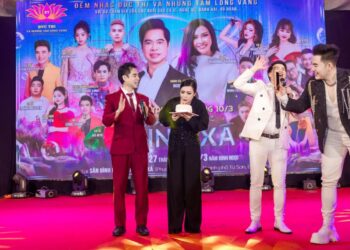 Phương Thanh xúc động đón sinh nhật tại Bắc Ninh, Ngọc Sơn và hàng nghìn khán giả cùng hát chúc mừng
