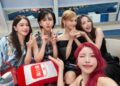 FC Trang Pháp tại Việt Nam và Trung Quốc “Đập Tiền” phủ hồng từ mặt đất đến bầu trời 