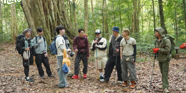 Dàn Anh Trai đối mặt với cú sốc đầu tiên giữa rừng 