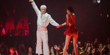 Tăng Phúc và hệ sinh thái âm nhạc thu nhỏ tại SUN SONG: Từ những người tri kỷ đến cái bắt tay với đàn em