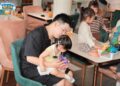 “Tị vài boy” Ma Bư tái ngộ Bona, Bố Rhymastic vừa xuất hiện đã tranh thủ “quăng miếng”