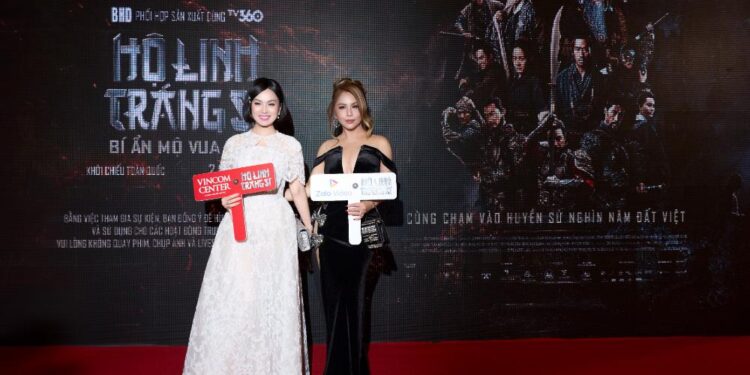 “Nữ ca sĩ Hà Phương dự “Hộ linh tráng sĩ”, nói một điều đáng chú ý về khán giả trẻ và hành trình làm mới mình