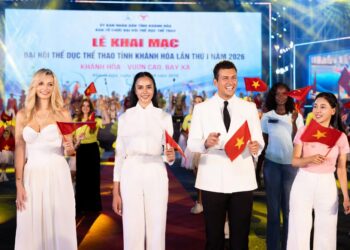 Hơn 5.000 người và 111 thí sinh Miss World tham gia lễ khai mạc Ngày Hội Thể Thao ở Khánh Hòa