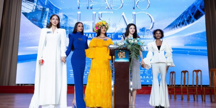 Bên trong phần thi Head To Head Challenge của Hoa Hậu Bảo Ngọc tại Miss World