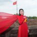 Duyên Quỳnh trình làng Việt Nam gấm vóc rạng ngời, góp thêm ca khúc ý nghĩa dịp 2-9