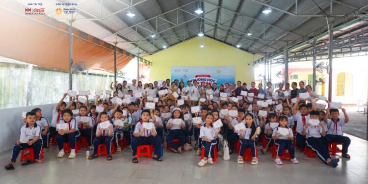 Swire Coca-Cola Việt Nam đồng hành xây dựng năng lực an toàn cho học sinh